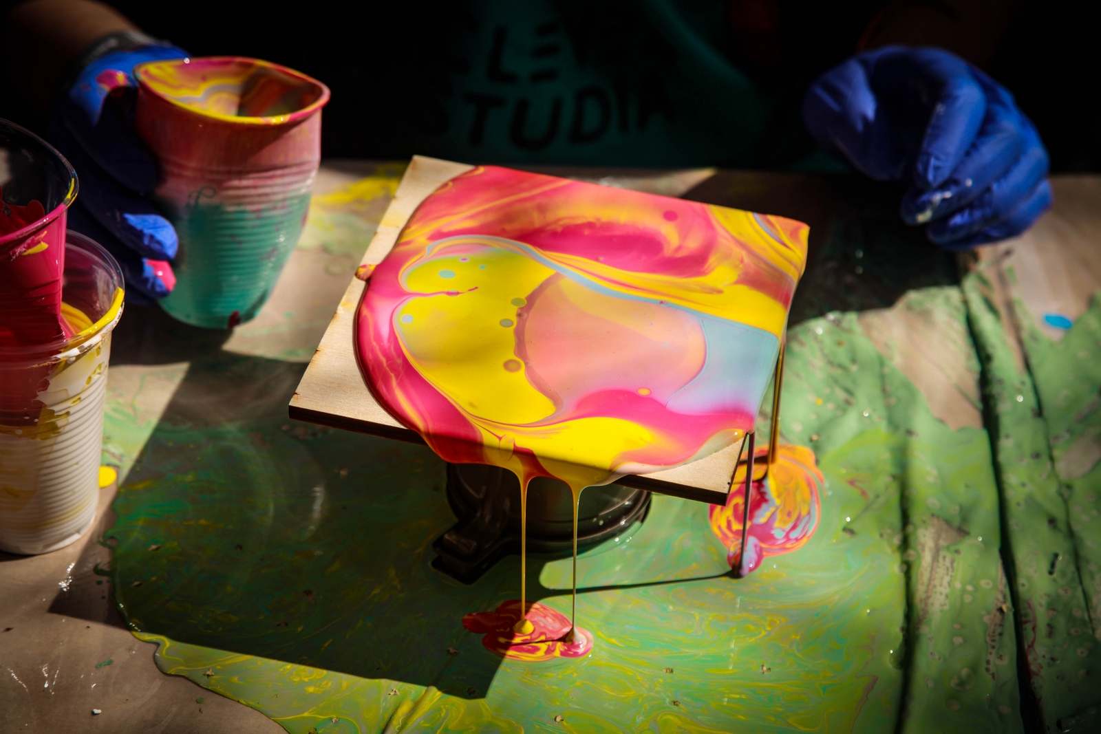 Big Billion Day – Fluid Art Workshop